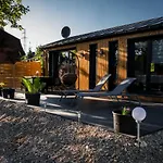 Letniskowe Pod Orzechem Caloroczne *