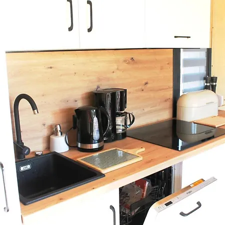 Semesterbostad Letniskowe Pod Orzechem Caloroczne *