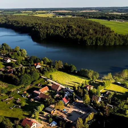 Letniskowe Pod Orzechem Caloroczne Semesterbostad Olsztynek