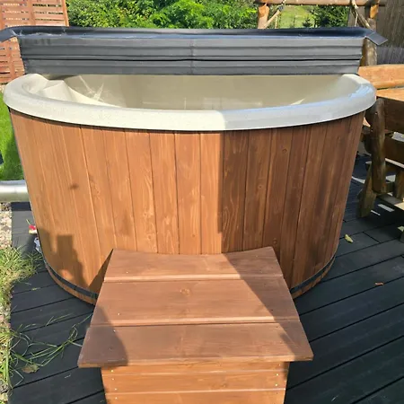 Semesterbostad Letniskowe Pod Orzechem Caloroczne Olsztynek