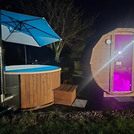 Letniskowe Pod Orzechem Caloroczne *